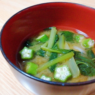 小松菜とオクラの味噌汁